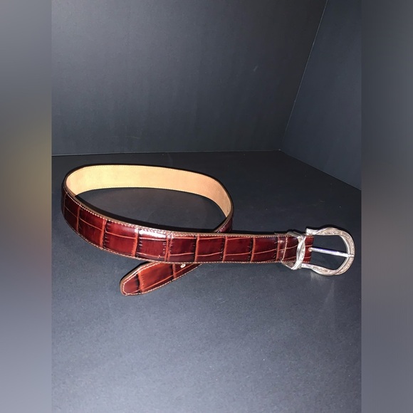 Brighton, vintage women’s belt. Beautiful silver plated horseshoe belt buckle. main image 8